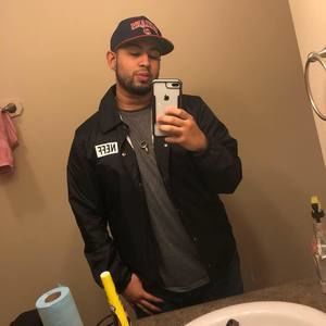 Meet your Posher, Derek